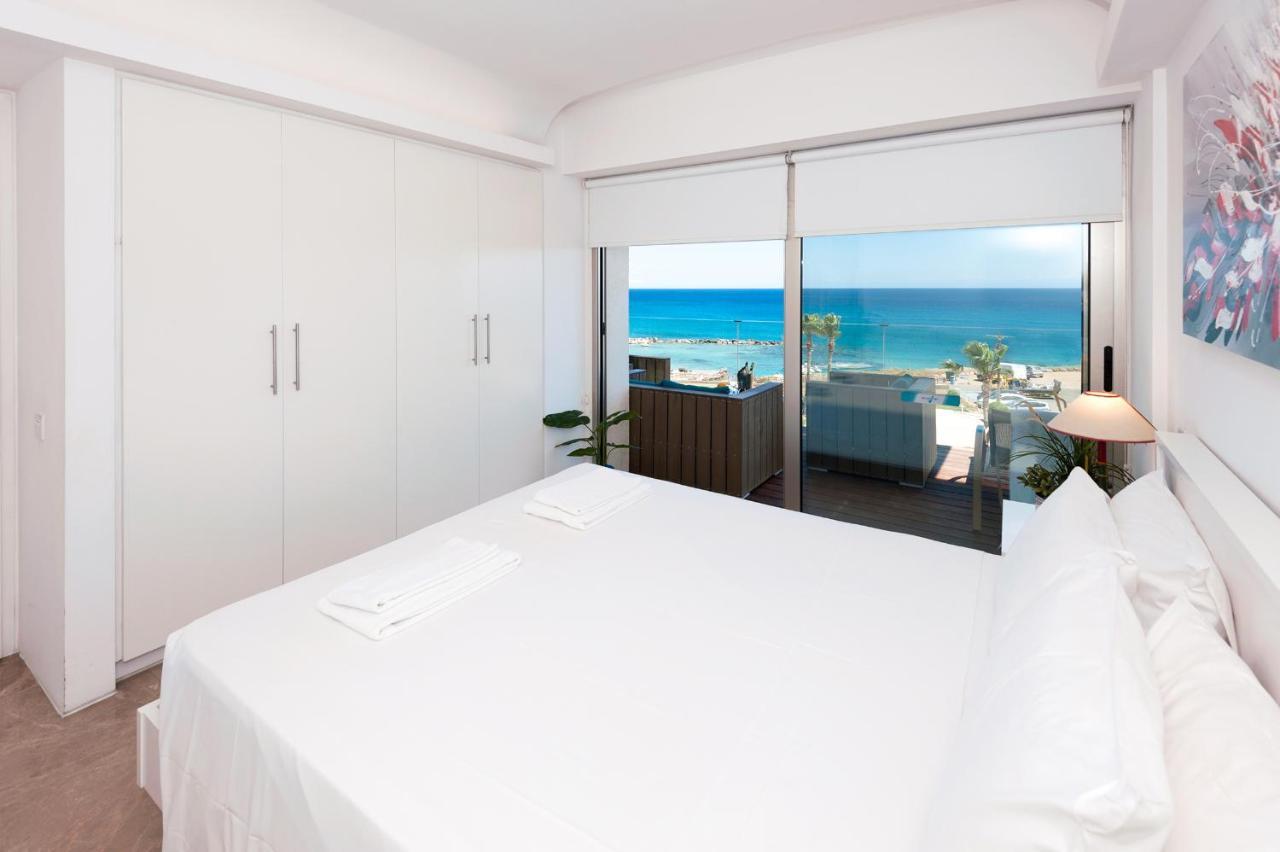 Apartment Marina - Beachfront Protaras Exteriér fotografie